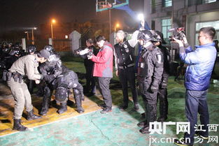 中央电视台摄制组深入信州公安分局取景拍摄